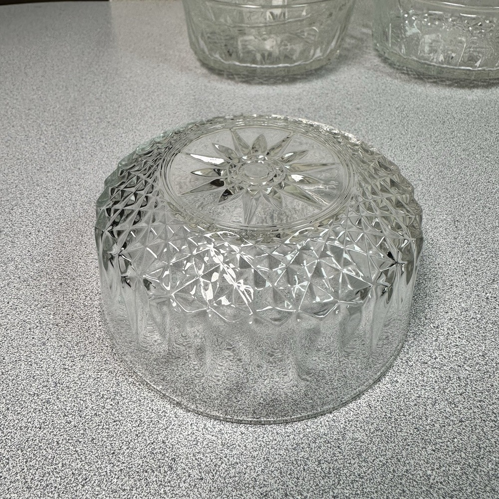 Set of 6 Vintage ARCOROC FRANCE Starburst Diamond Pattern Clear Glass 5" Bowls - Picture 3 of 9